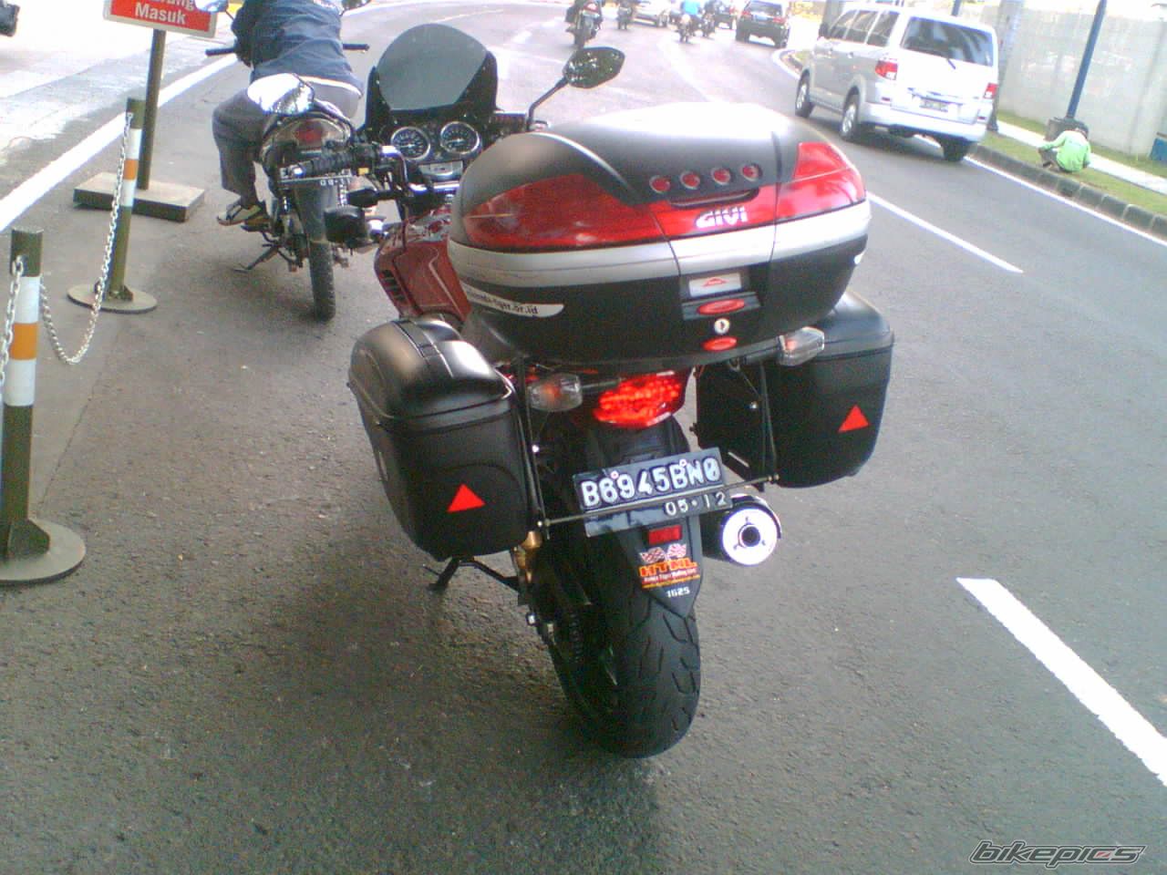 Photo 1349558
