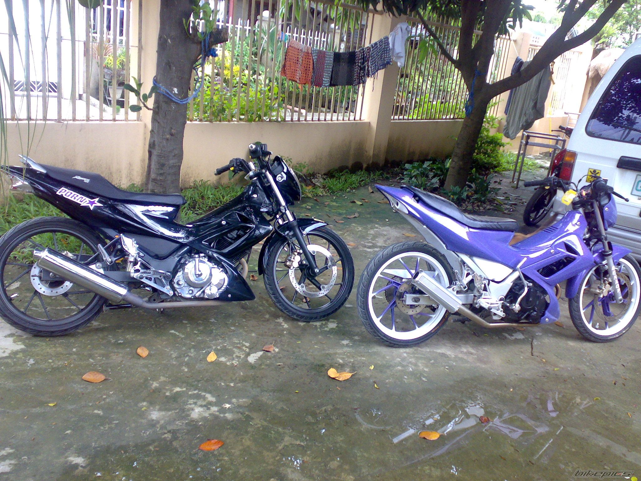 Photo 1349760