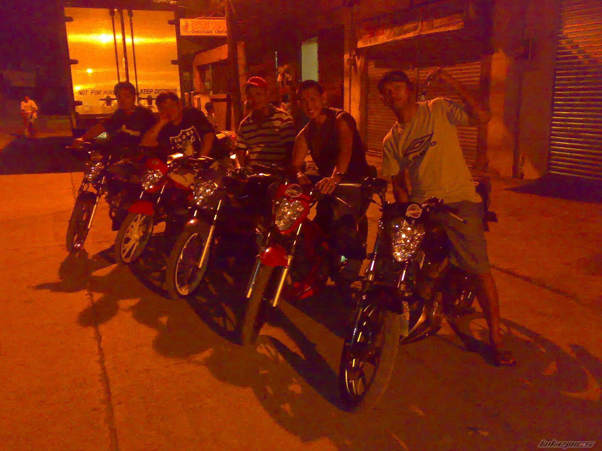 Photo 1349794
