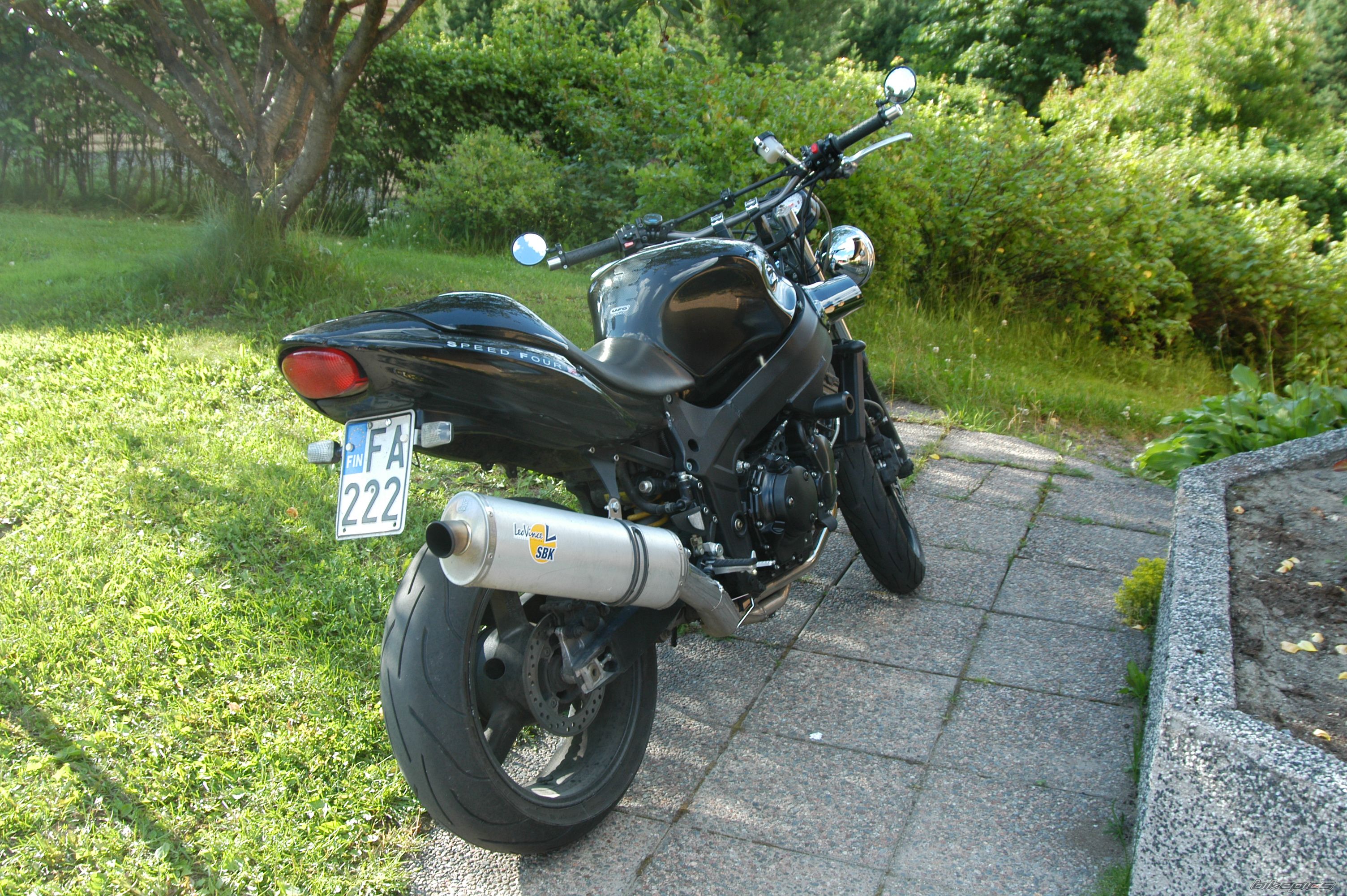Photo 1349898