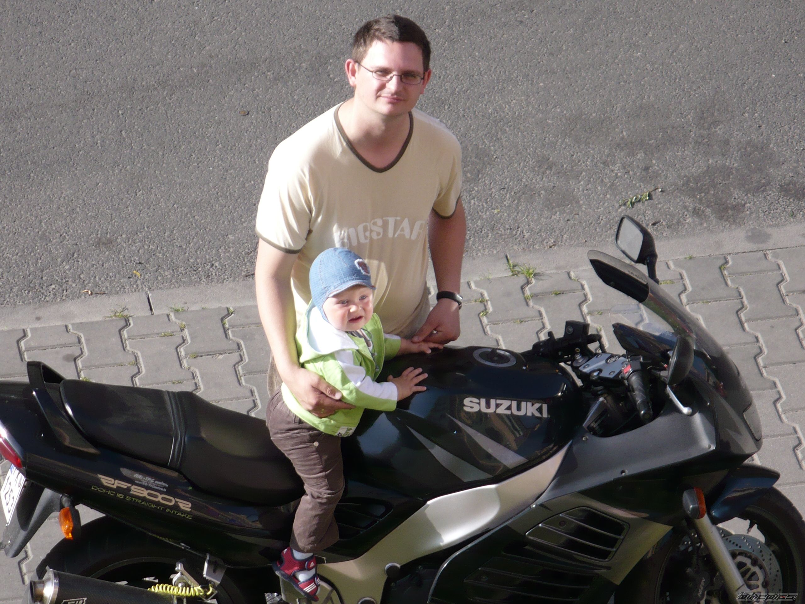 Photo 1350196