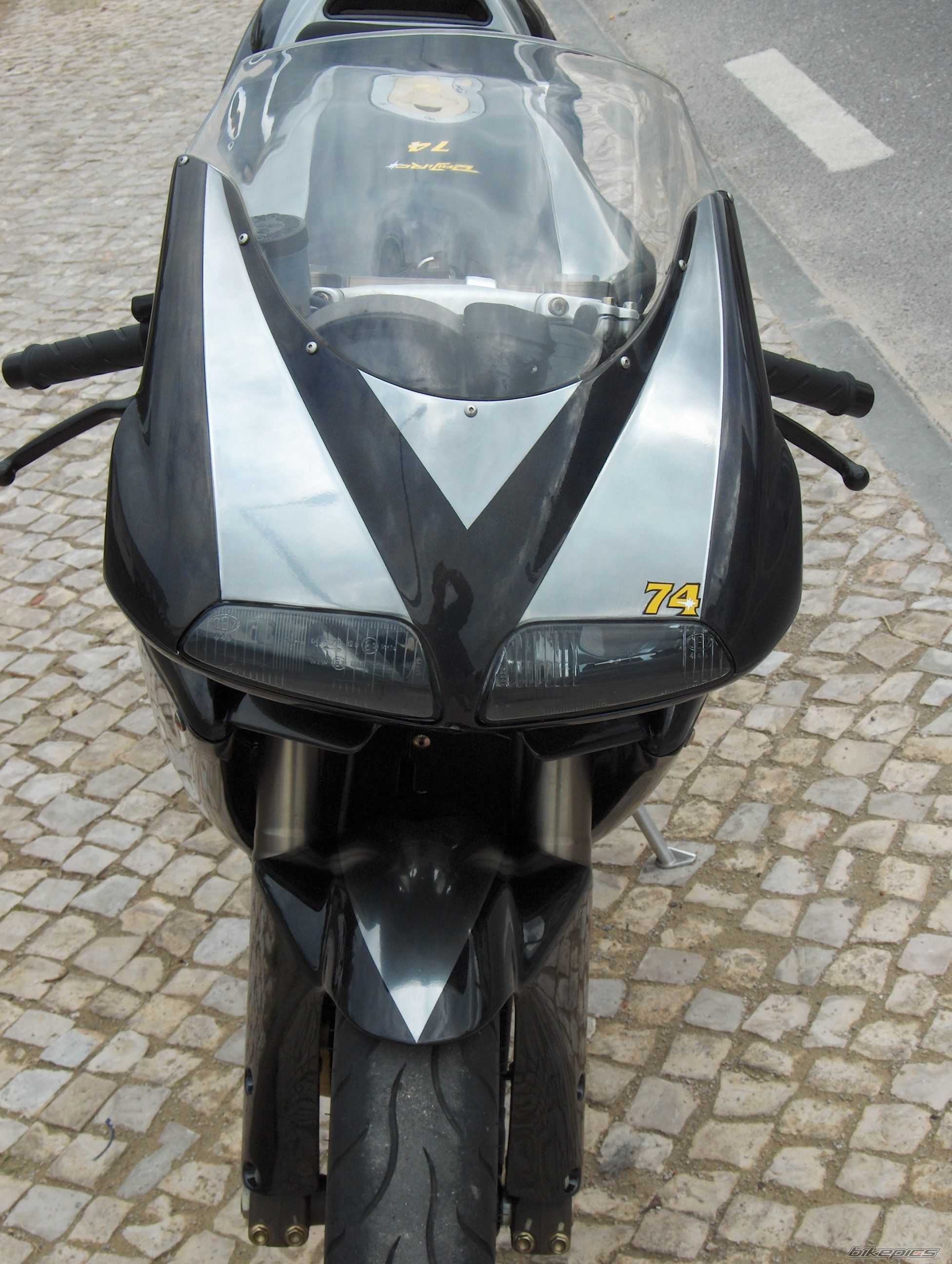 Photo 1350378