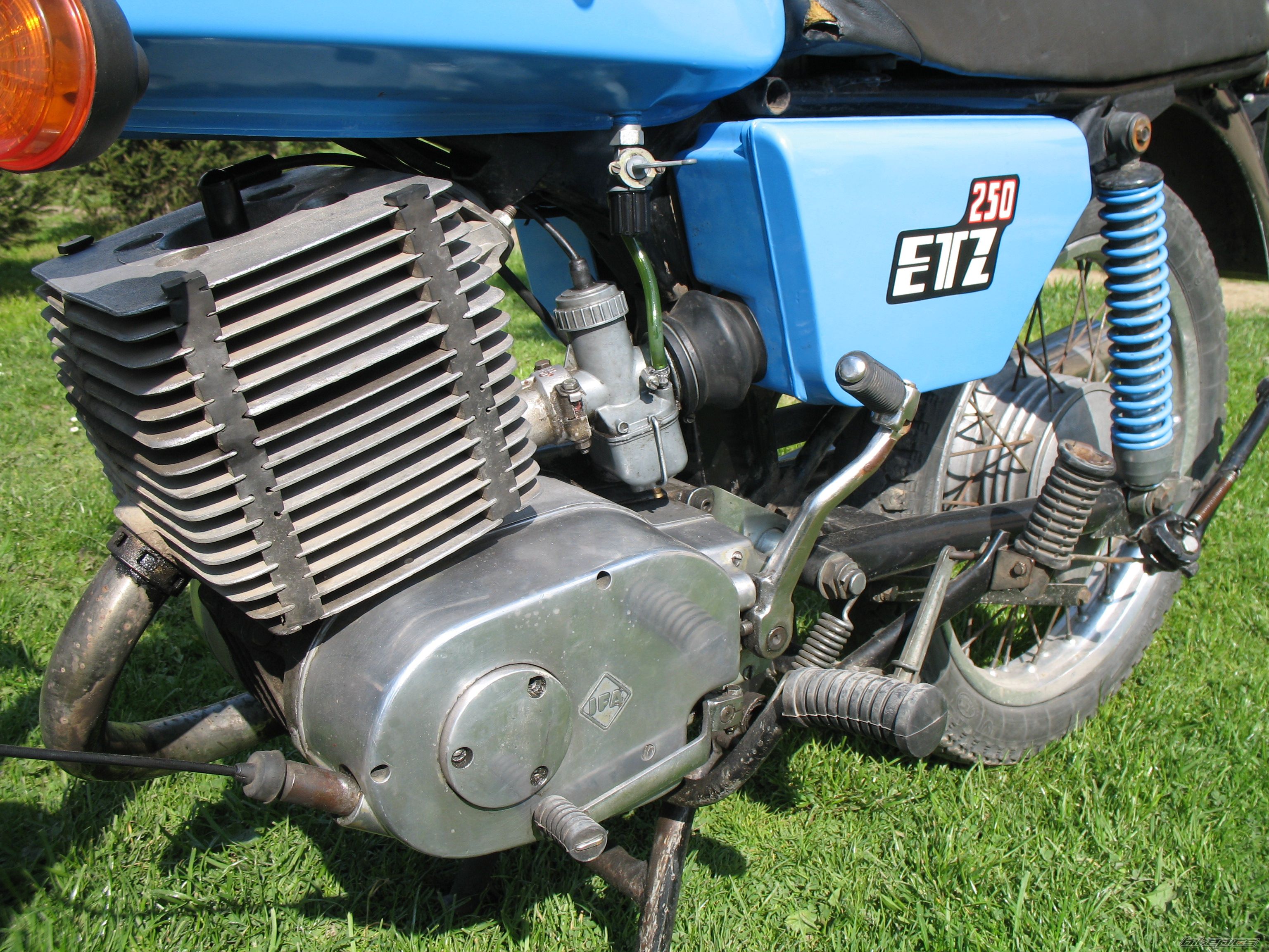 Bike Photo 1350749