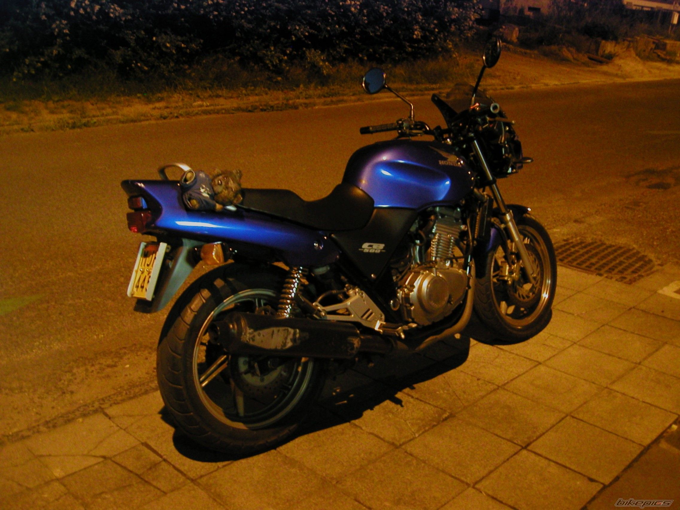 Photo 1350789