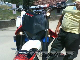 Photo 1350853