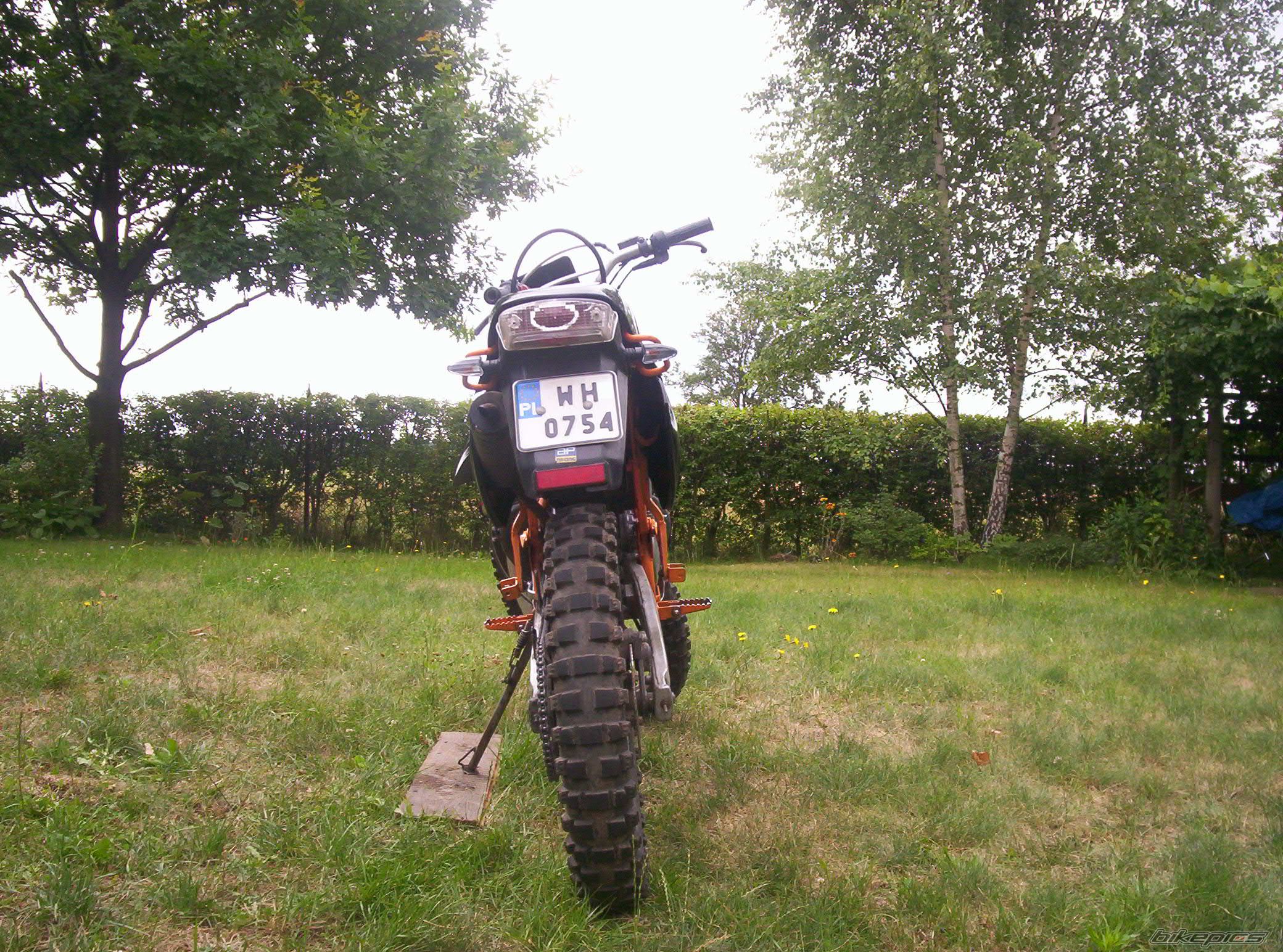 Photo 1350939