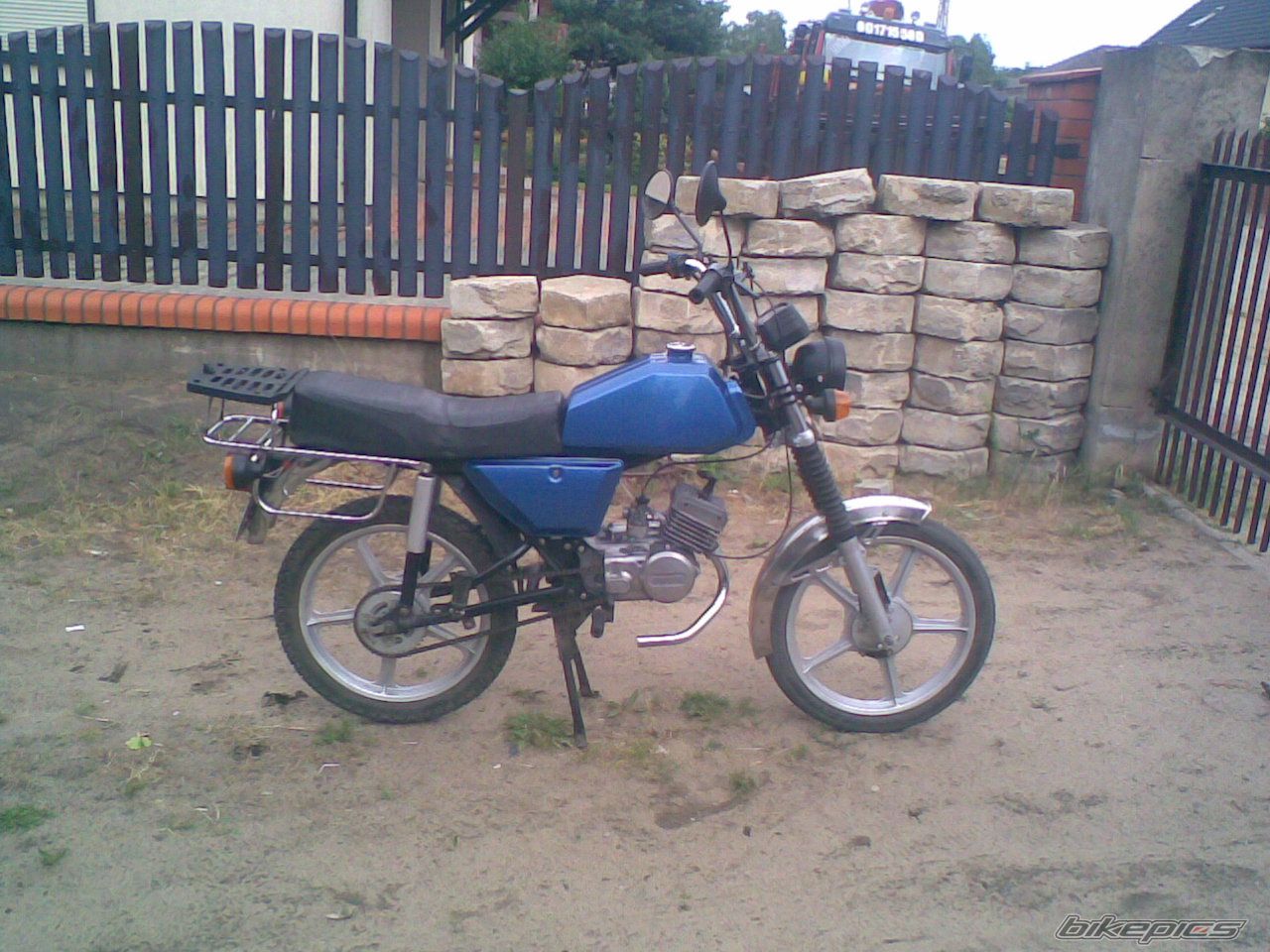 Photo 1351033