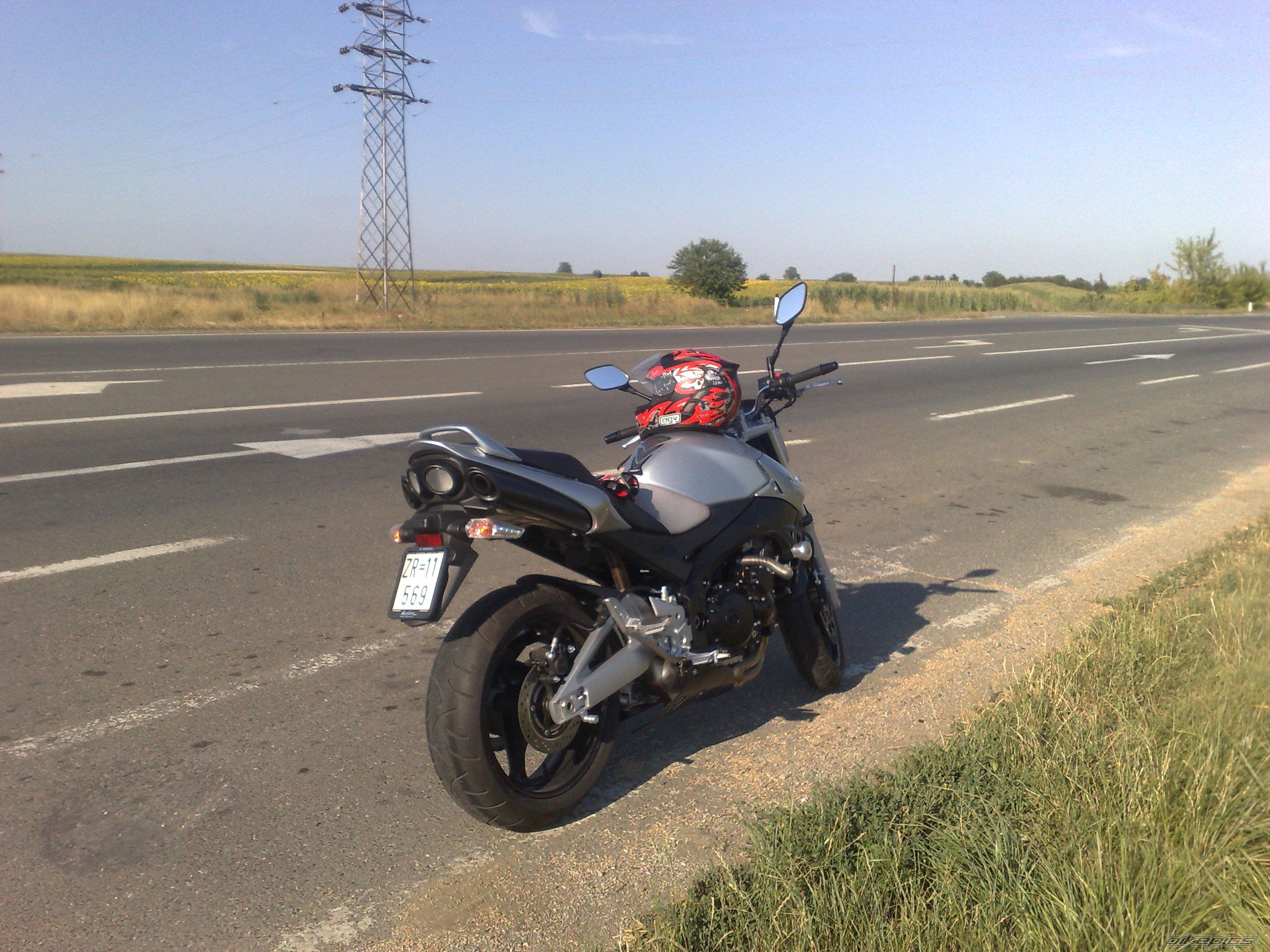 Photo 1351087
