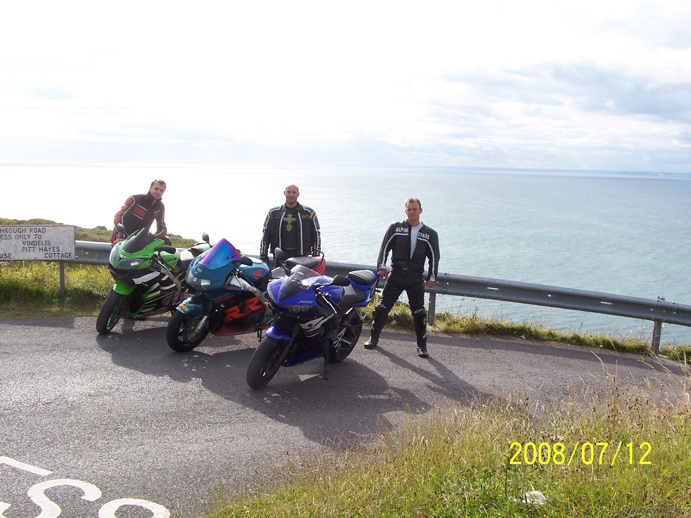 Photo 1351305