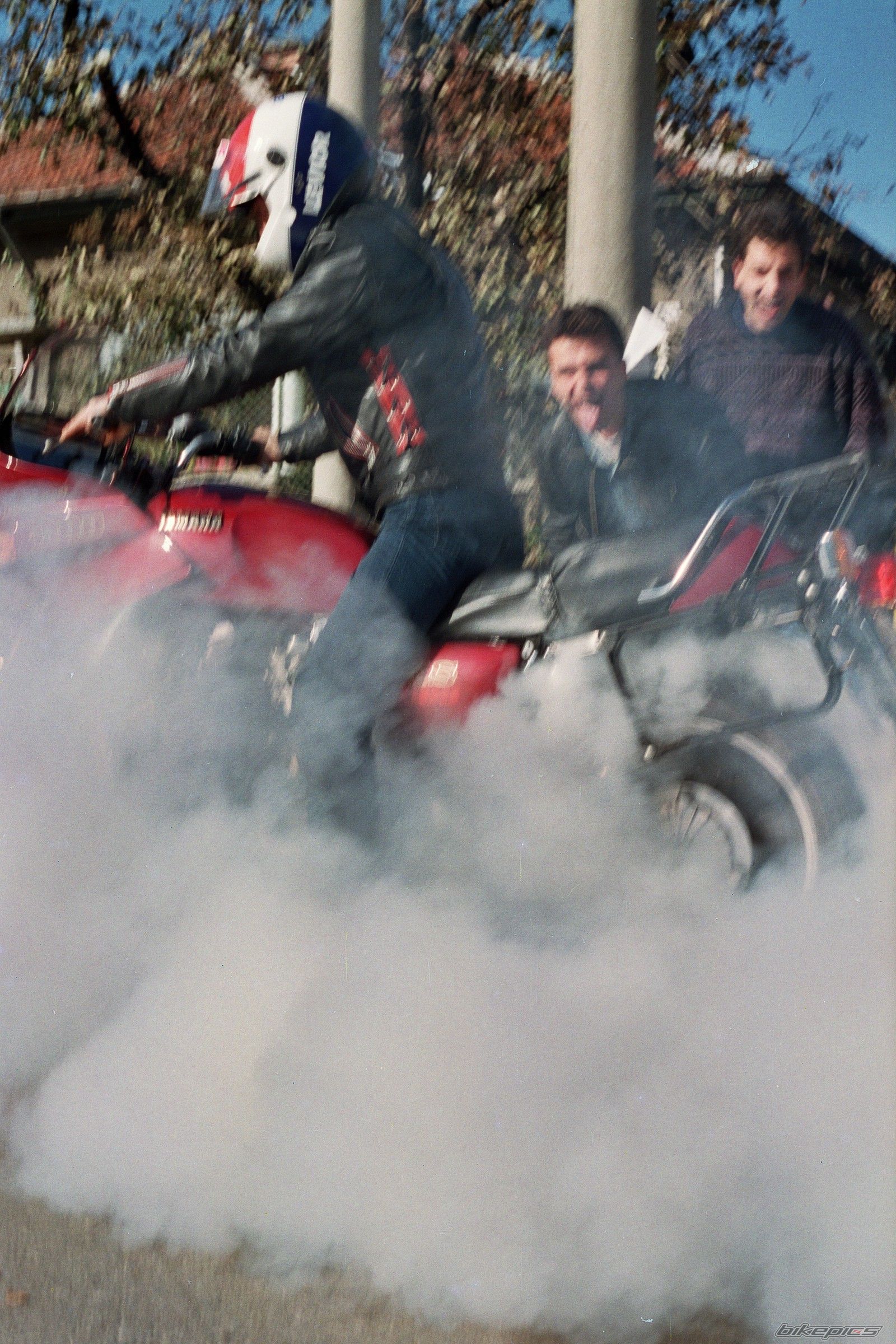 Photo 1351346