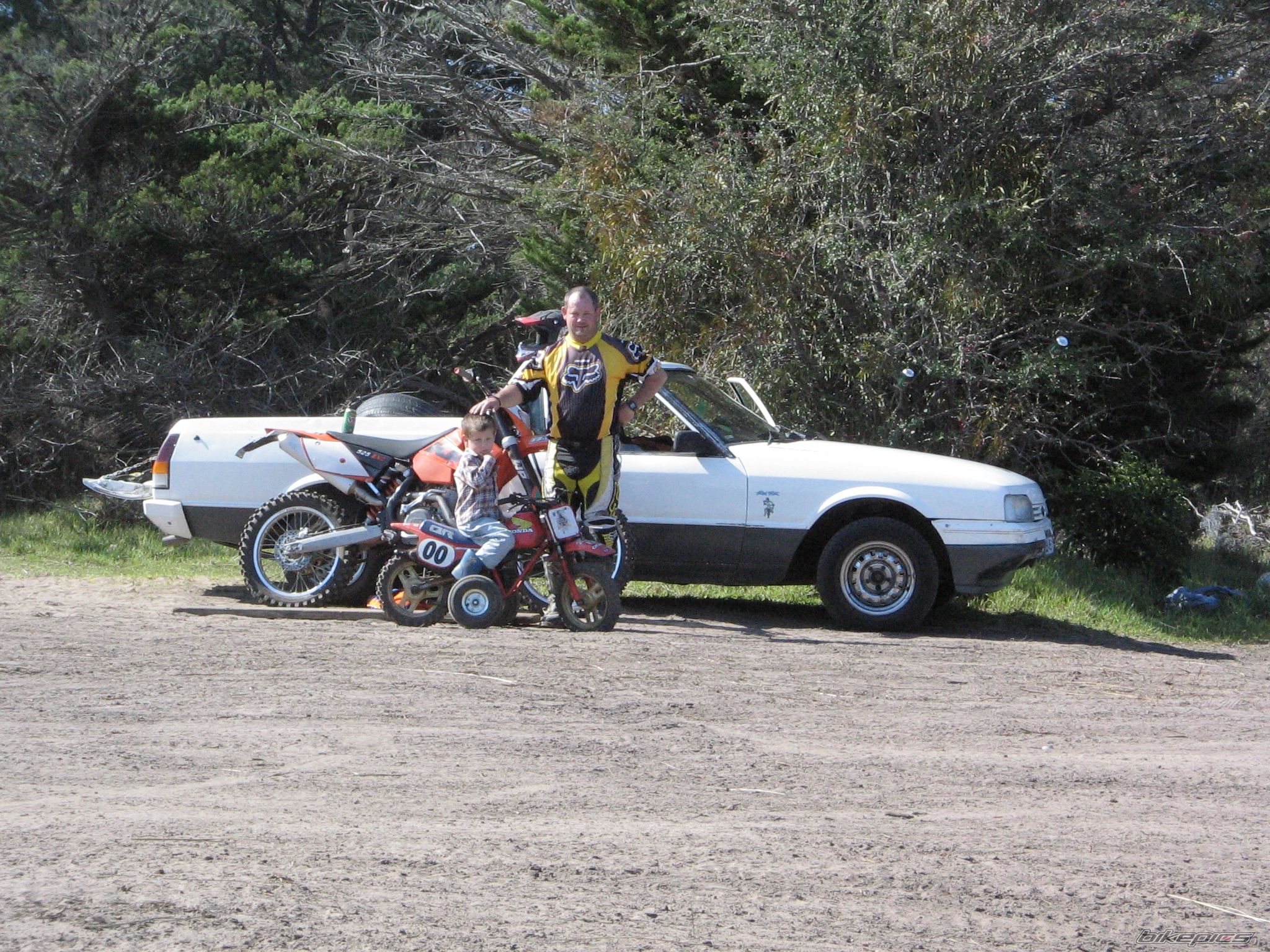 Photo 1351510