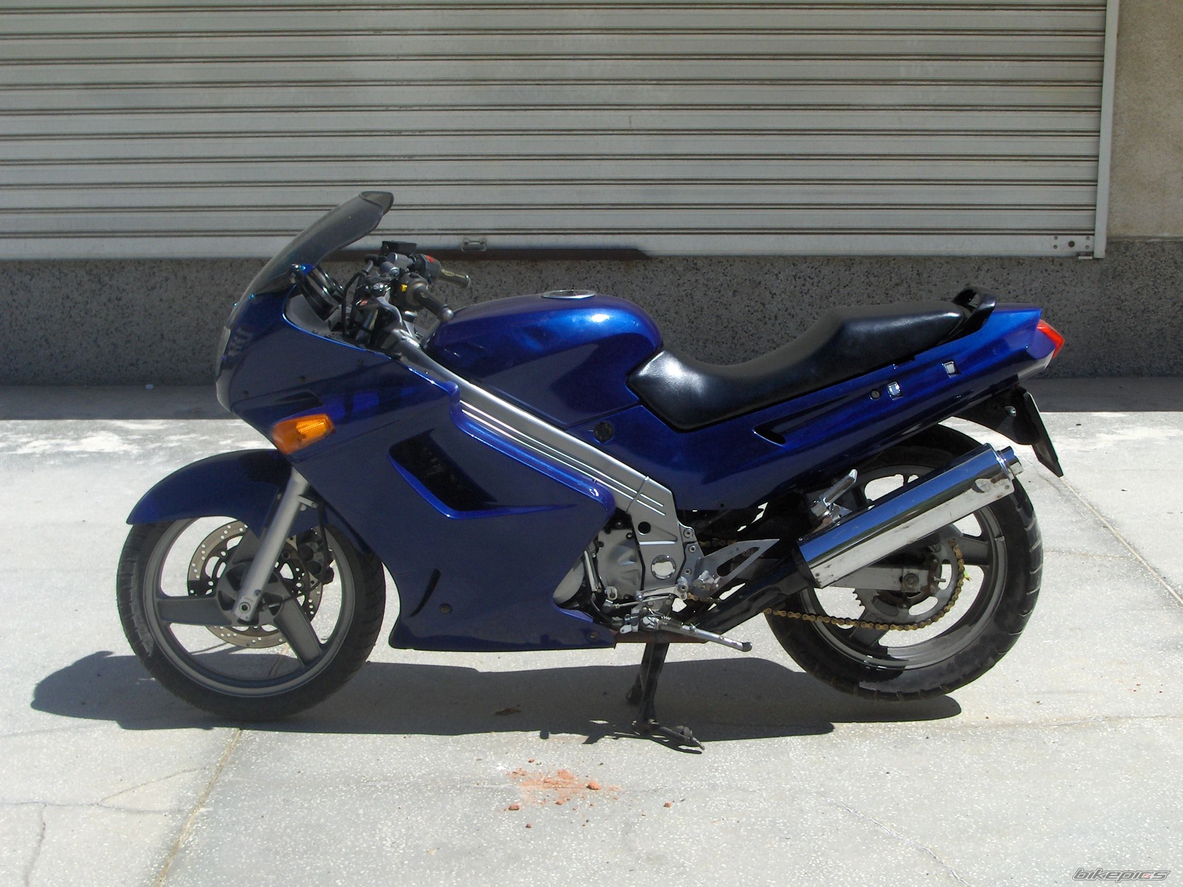 Photo 1351720