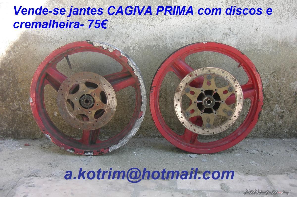 Photo 1351784