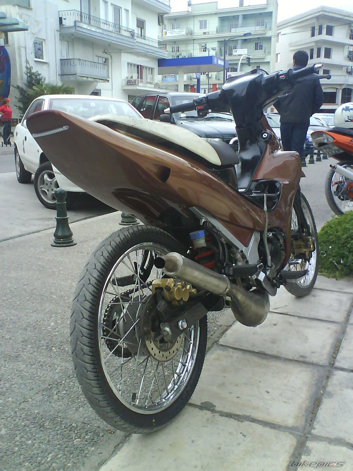 Photo 1351852