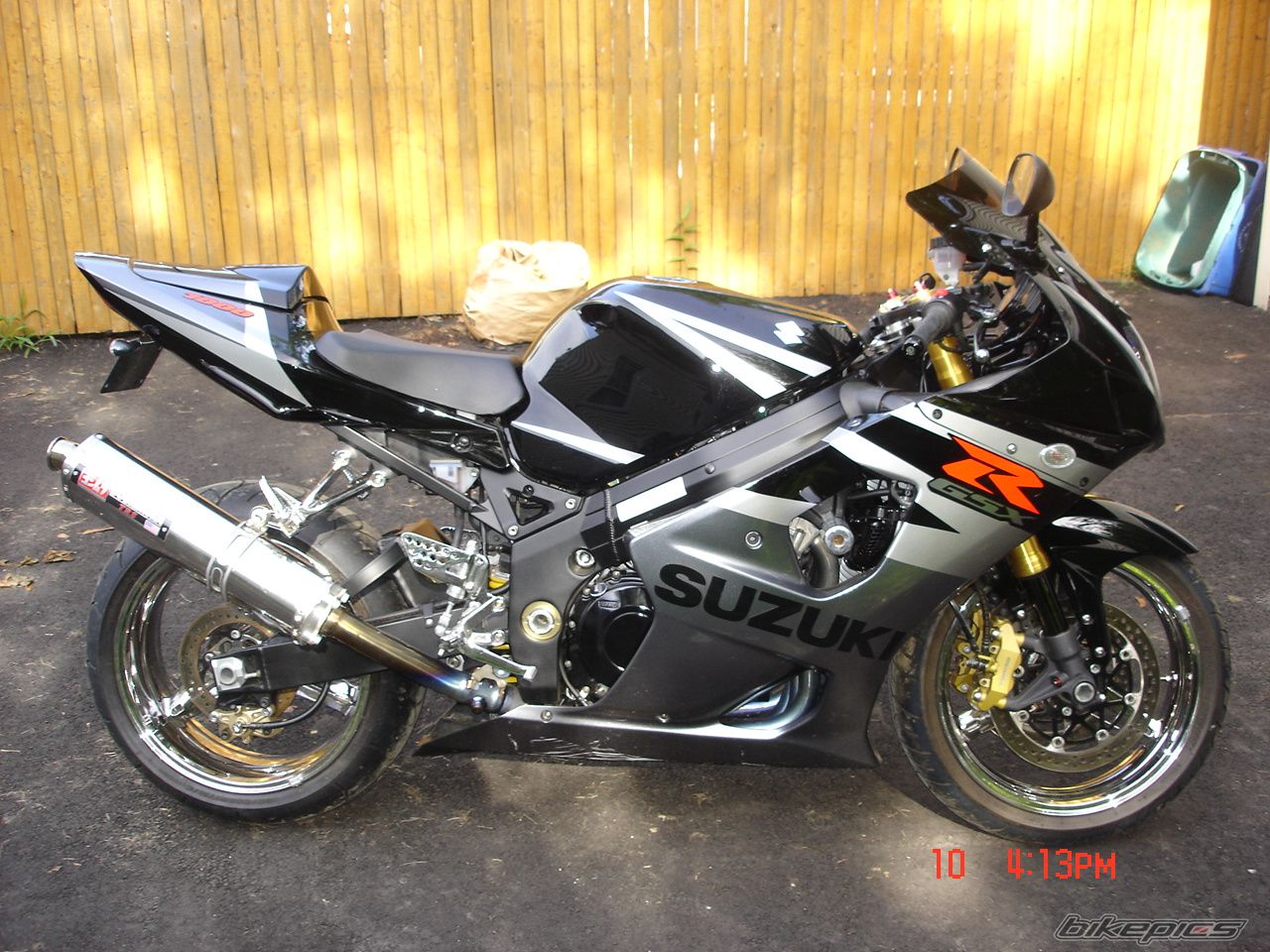 Photo 1352072