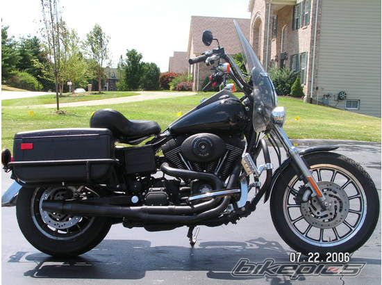Photo 1352141