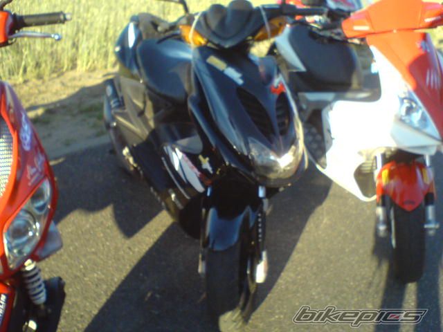 Photo 1352163