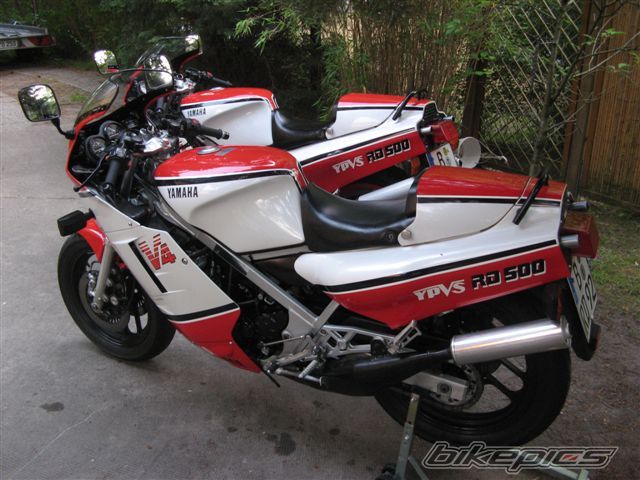 Photo 1352176