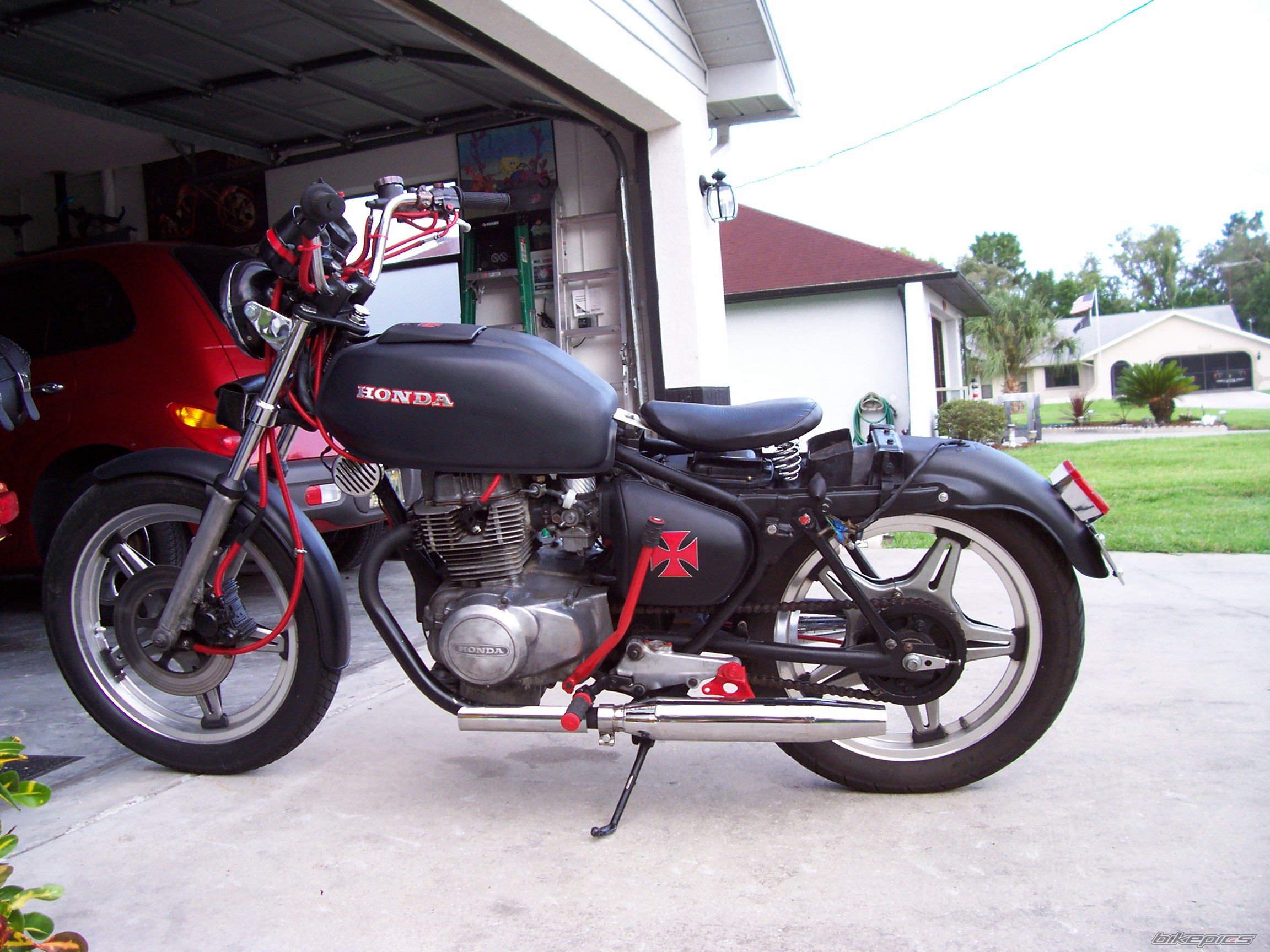 Photo 1352246