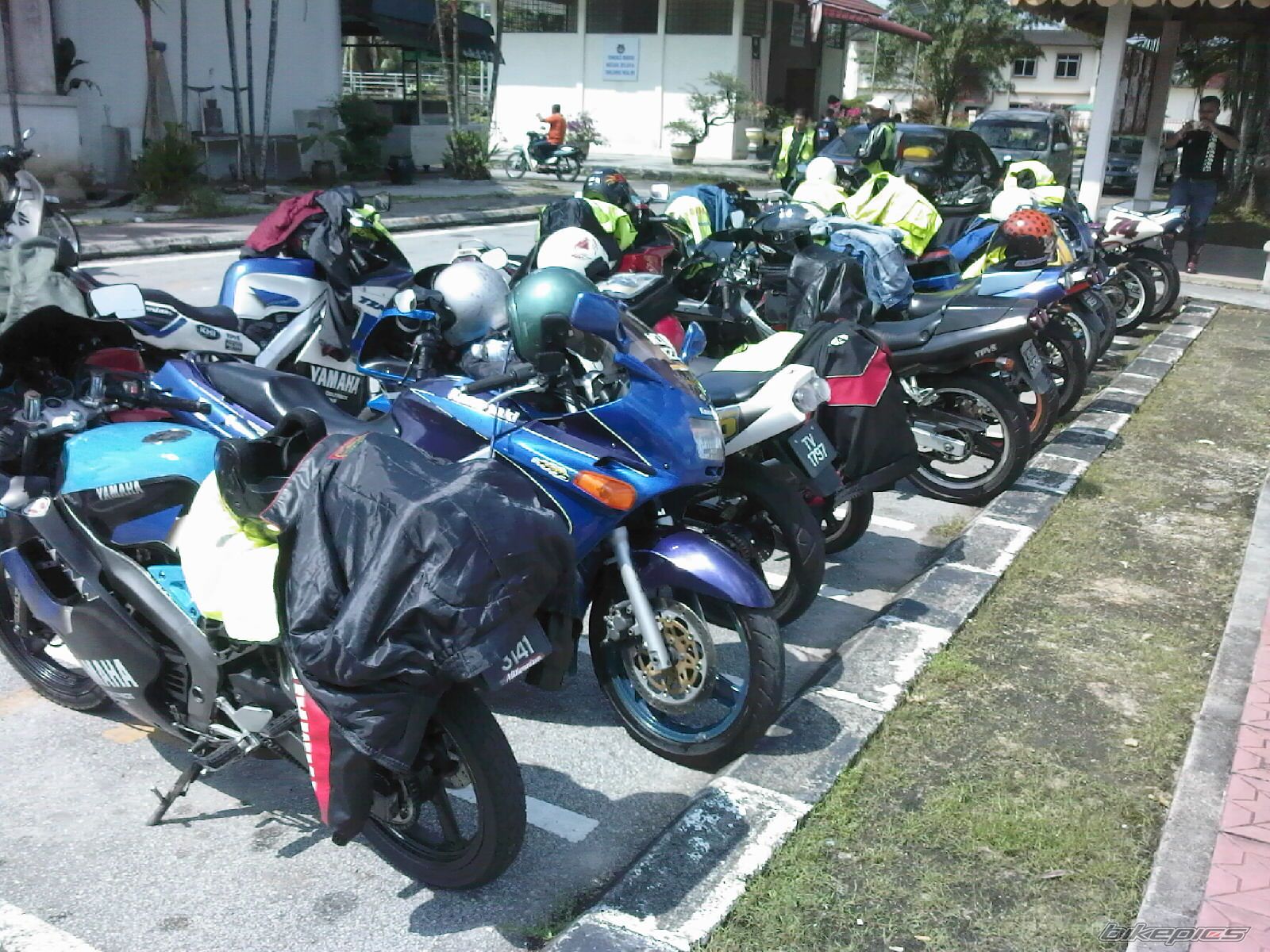 Photo 1352283