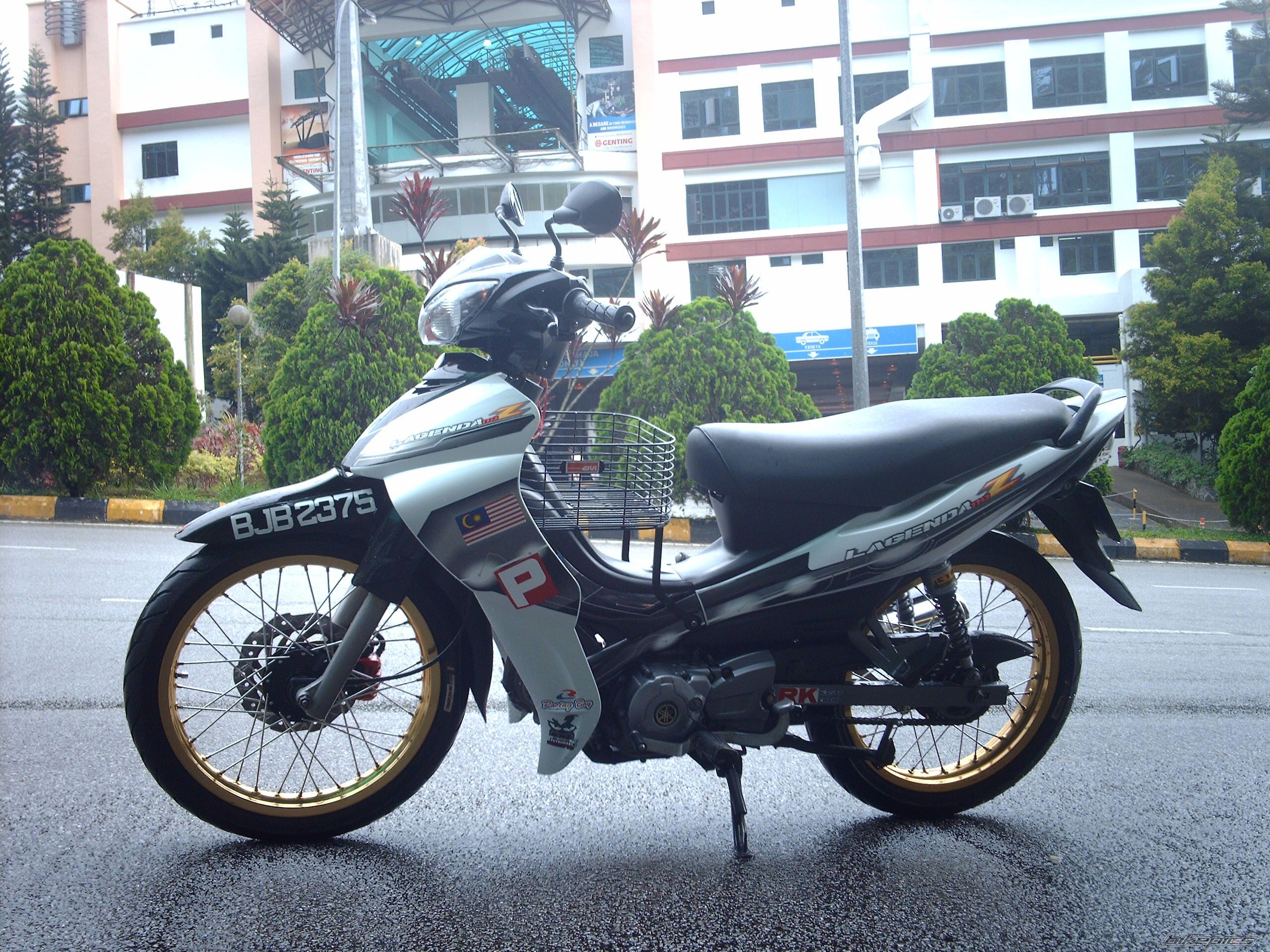 Photo 1352331