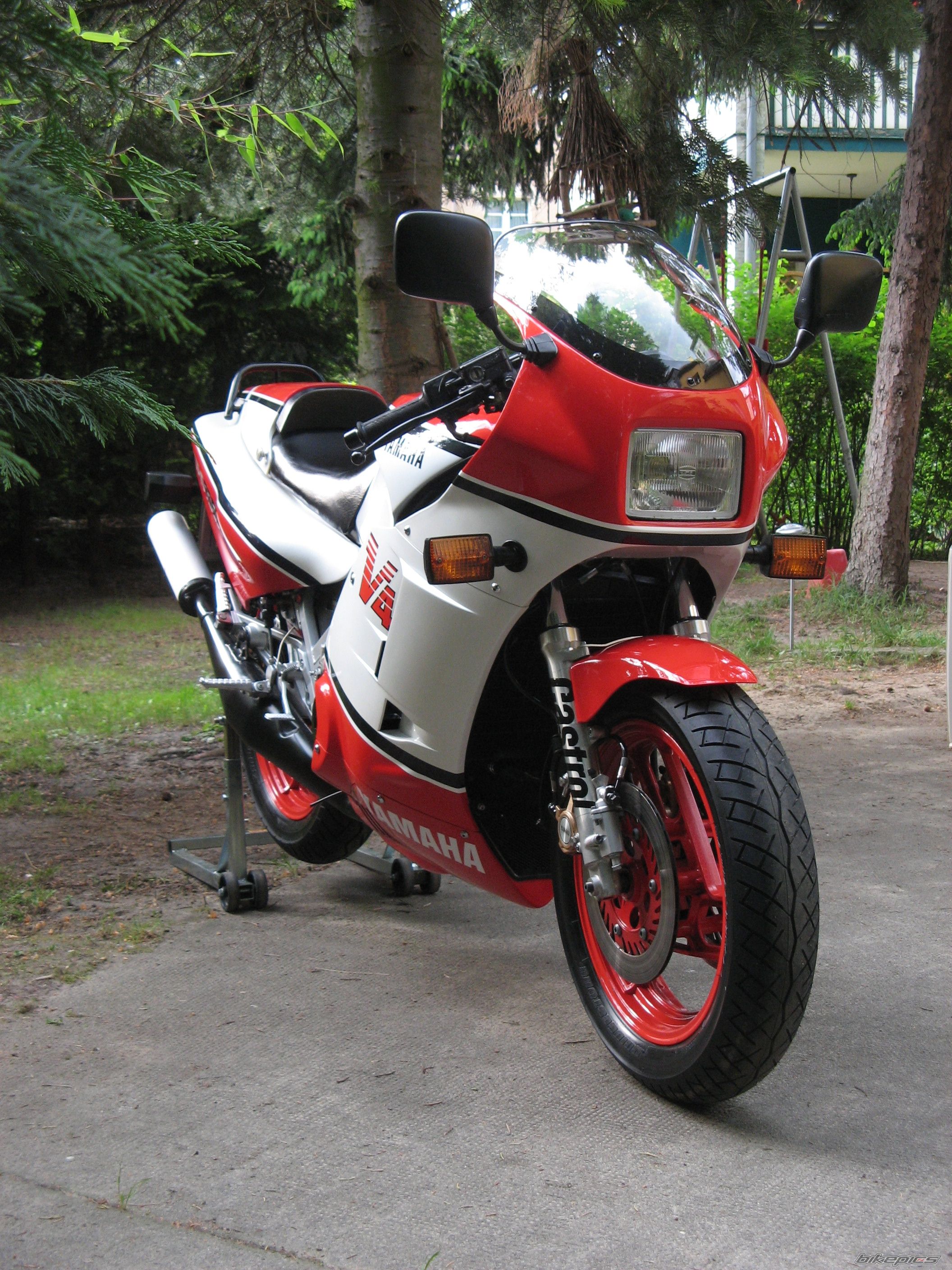 Photo 1352499