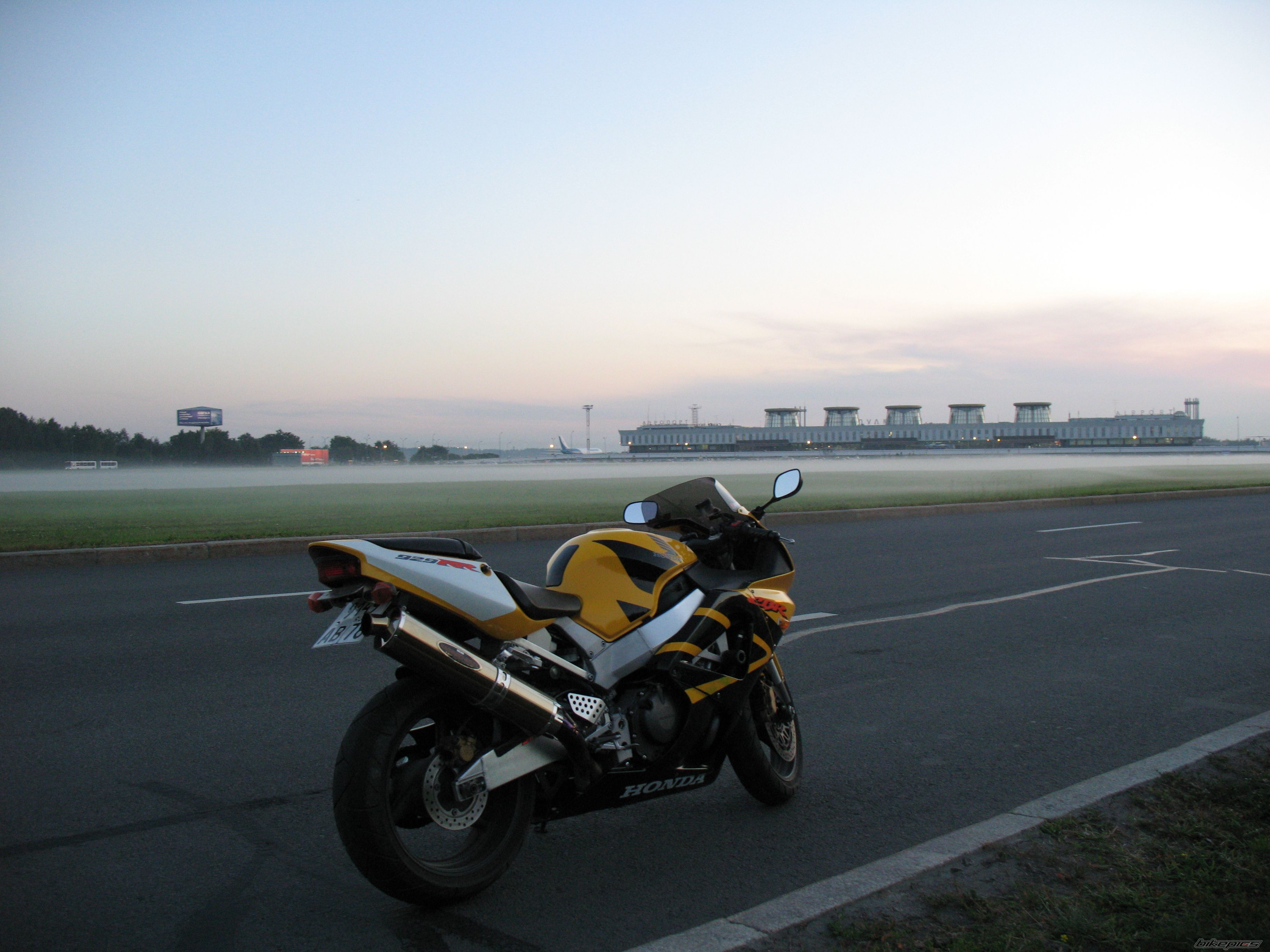 Photo 1352542