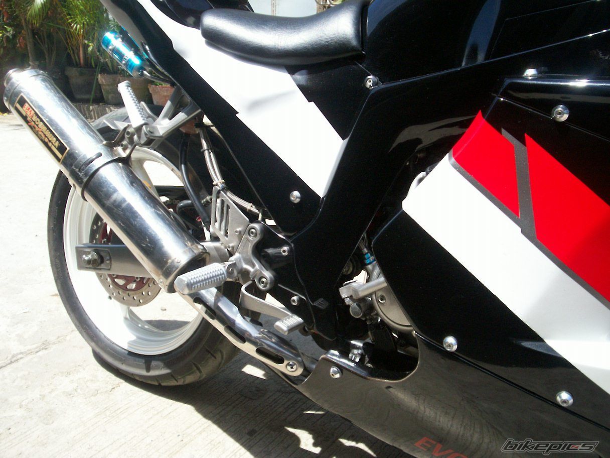Photo 1352720