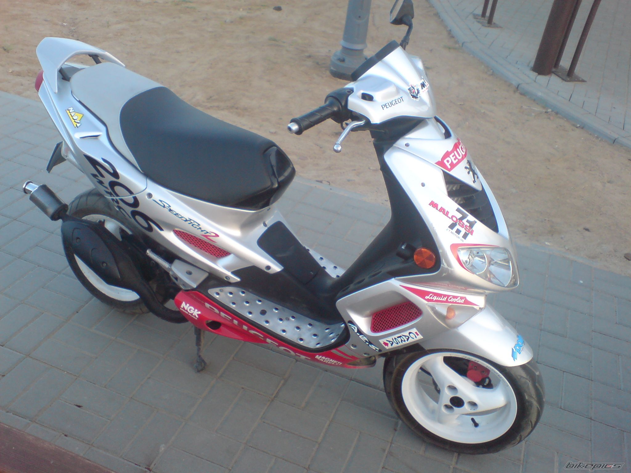 Bike Photo 1352755