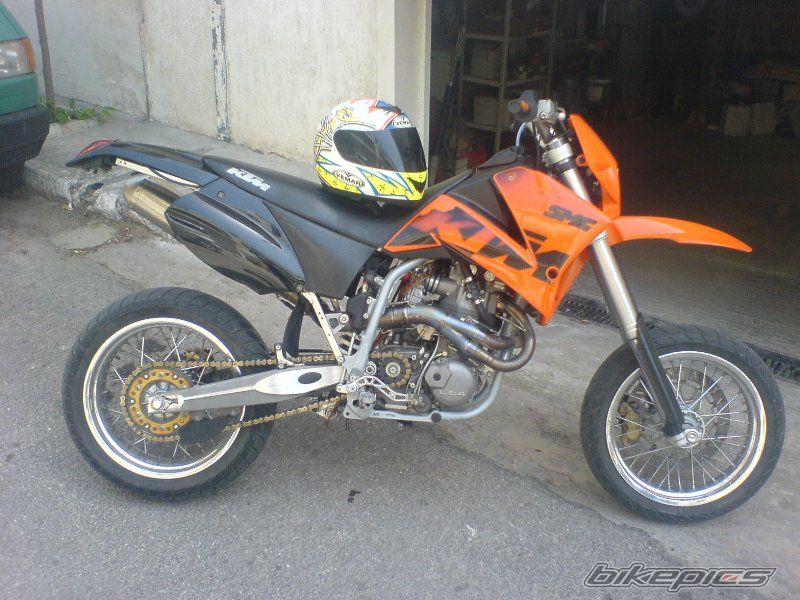 Photo 1352761