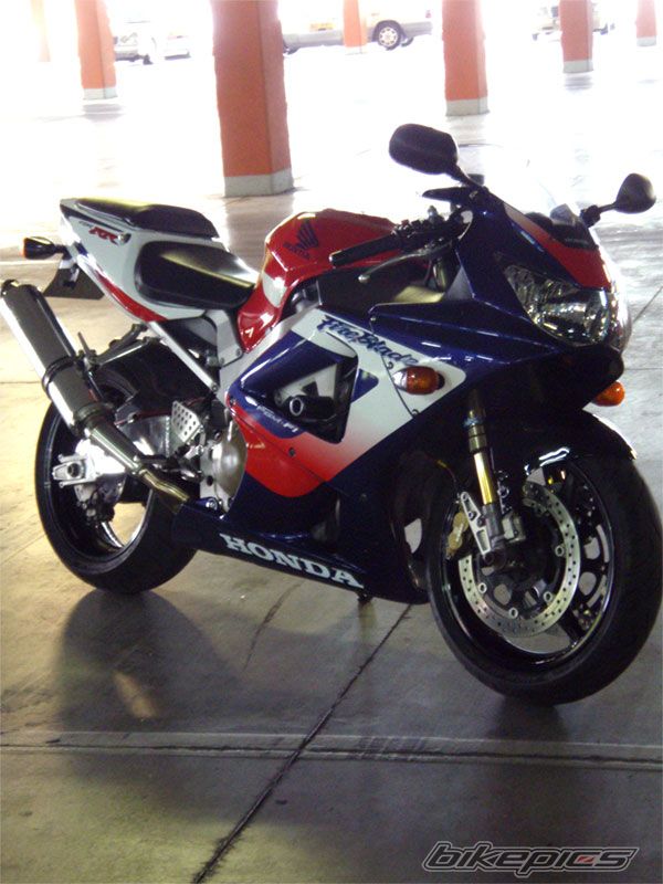 Photo 1352789