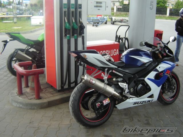 Photo 1352834