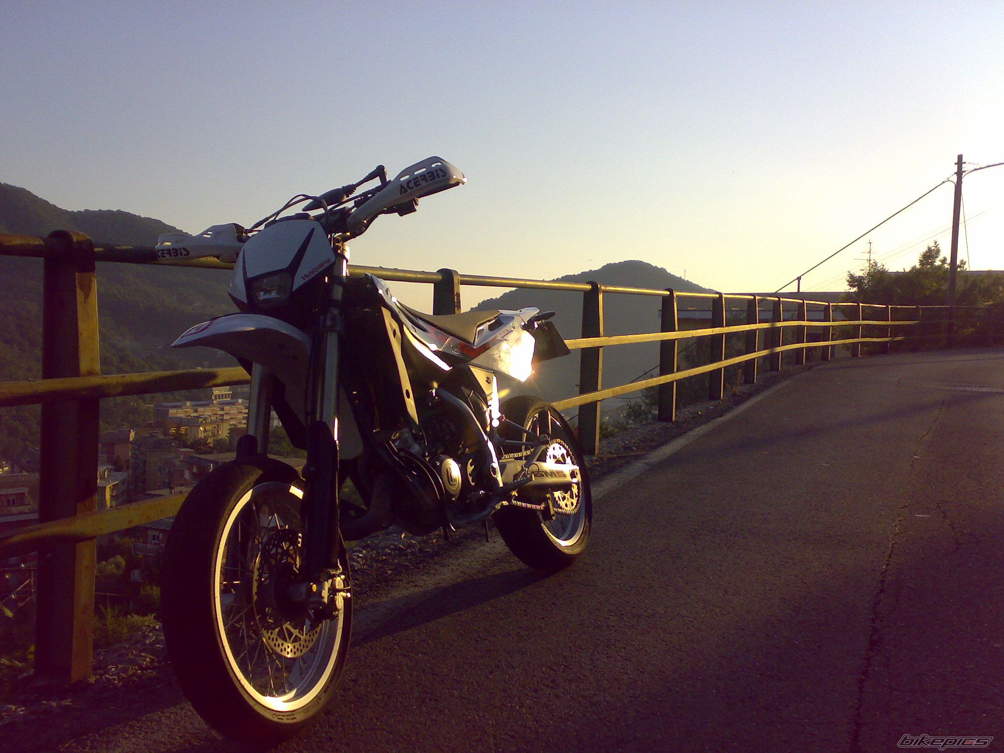 Photo 1353057