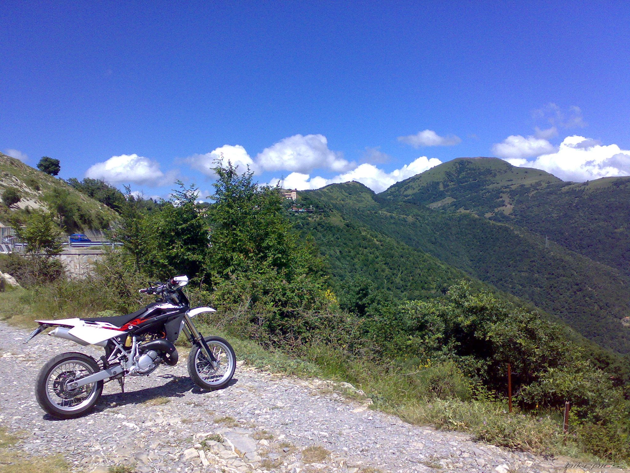 Photo 1353063