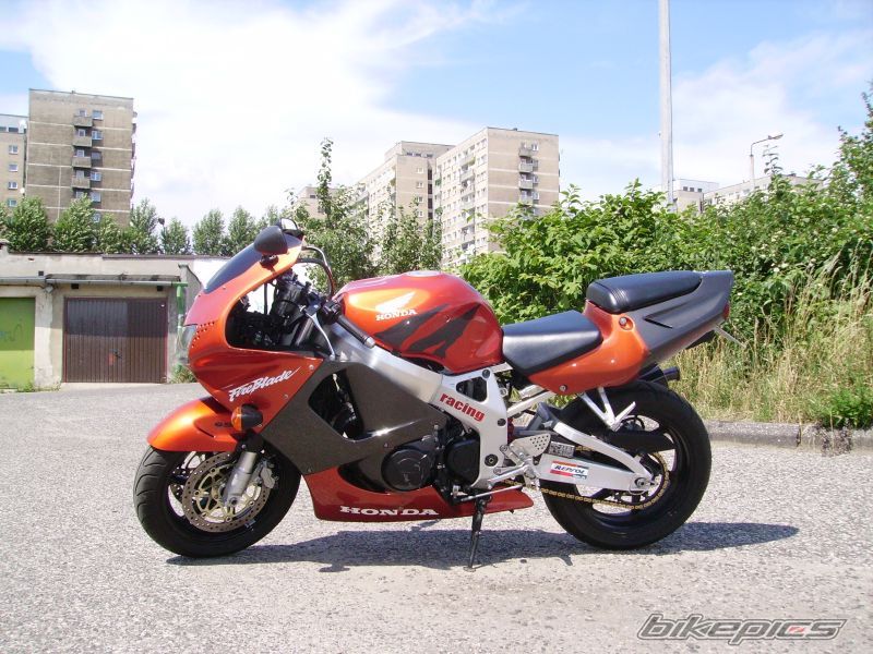 Photo 1353147