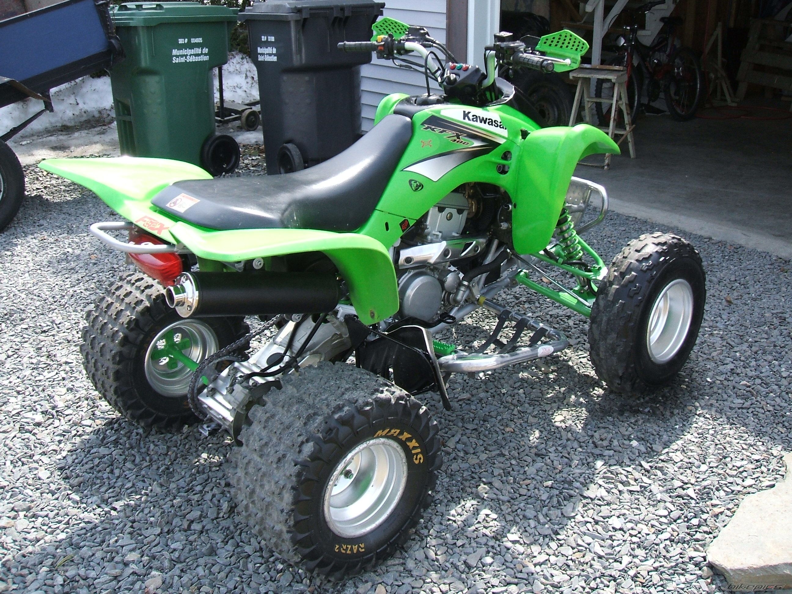 Photo 1353189