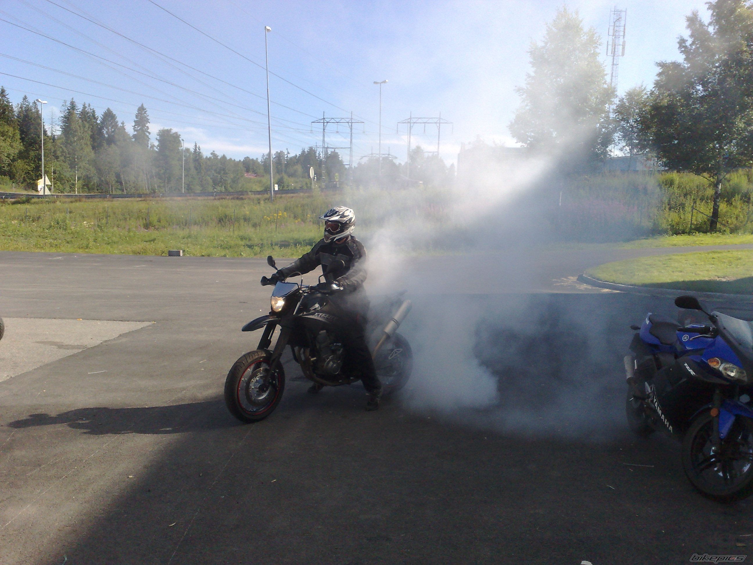 Photo 1353199