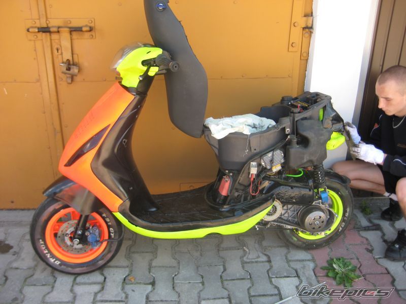 Photo 1353217