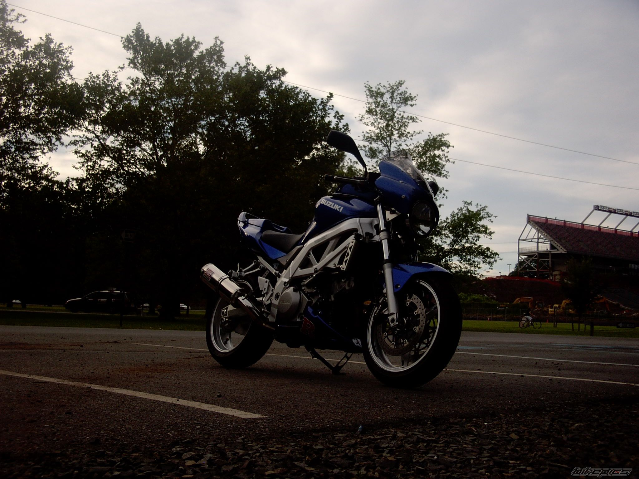 Photo 1353249