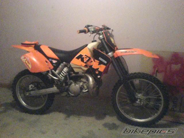 Photo 1353352