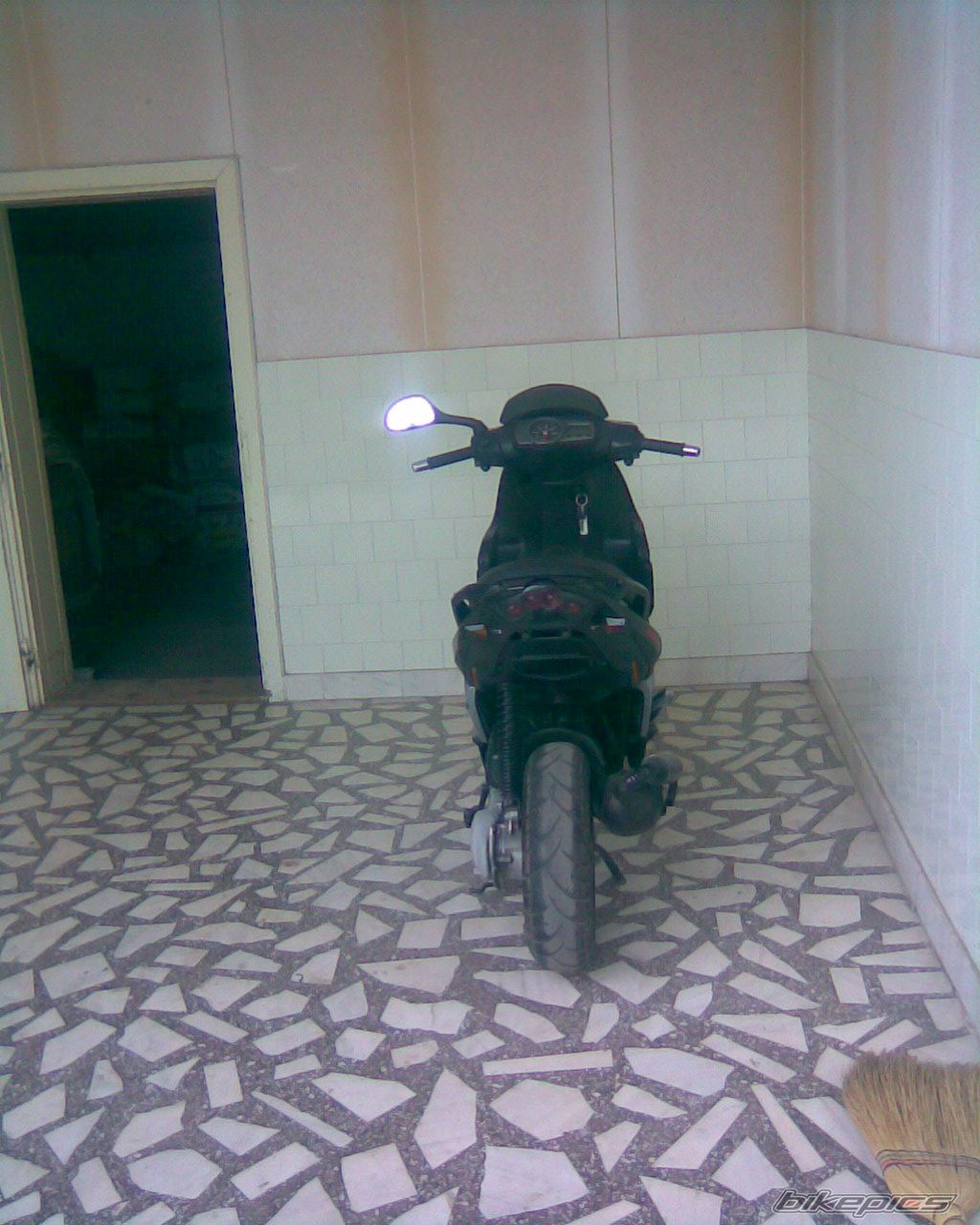 Photo 1353411