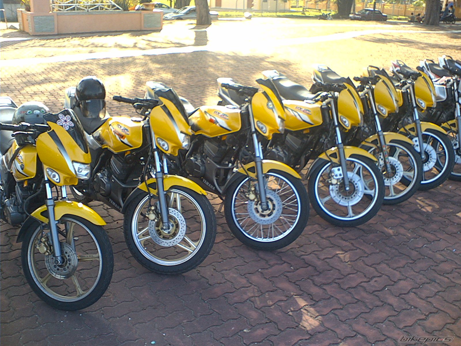 Bike Photo 1353416