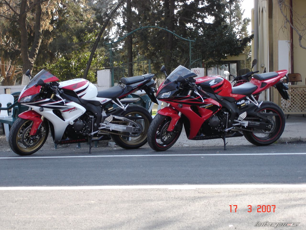 Photo 1353712