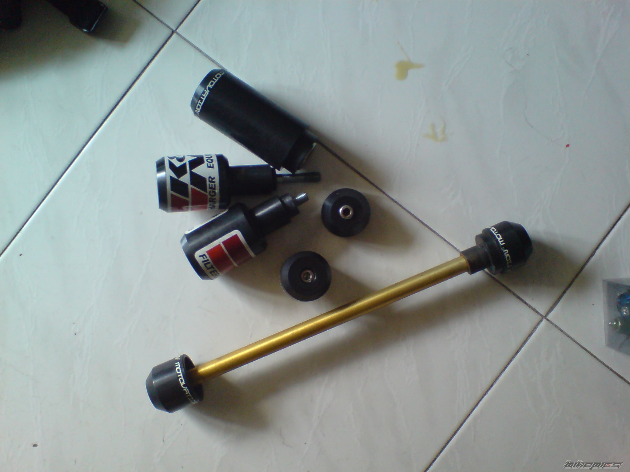 Photo 1353791