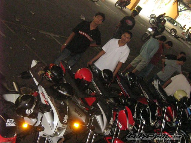 Photo 1353913