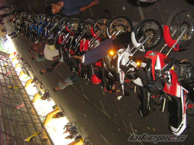 Photo 1353915