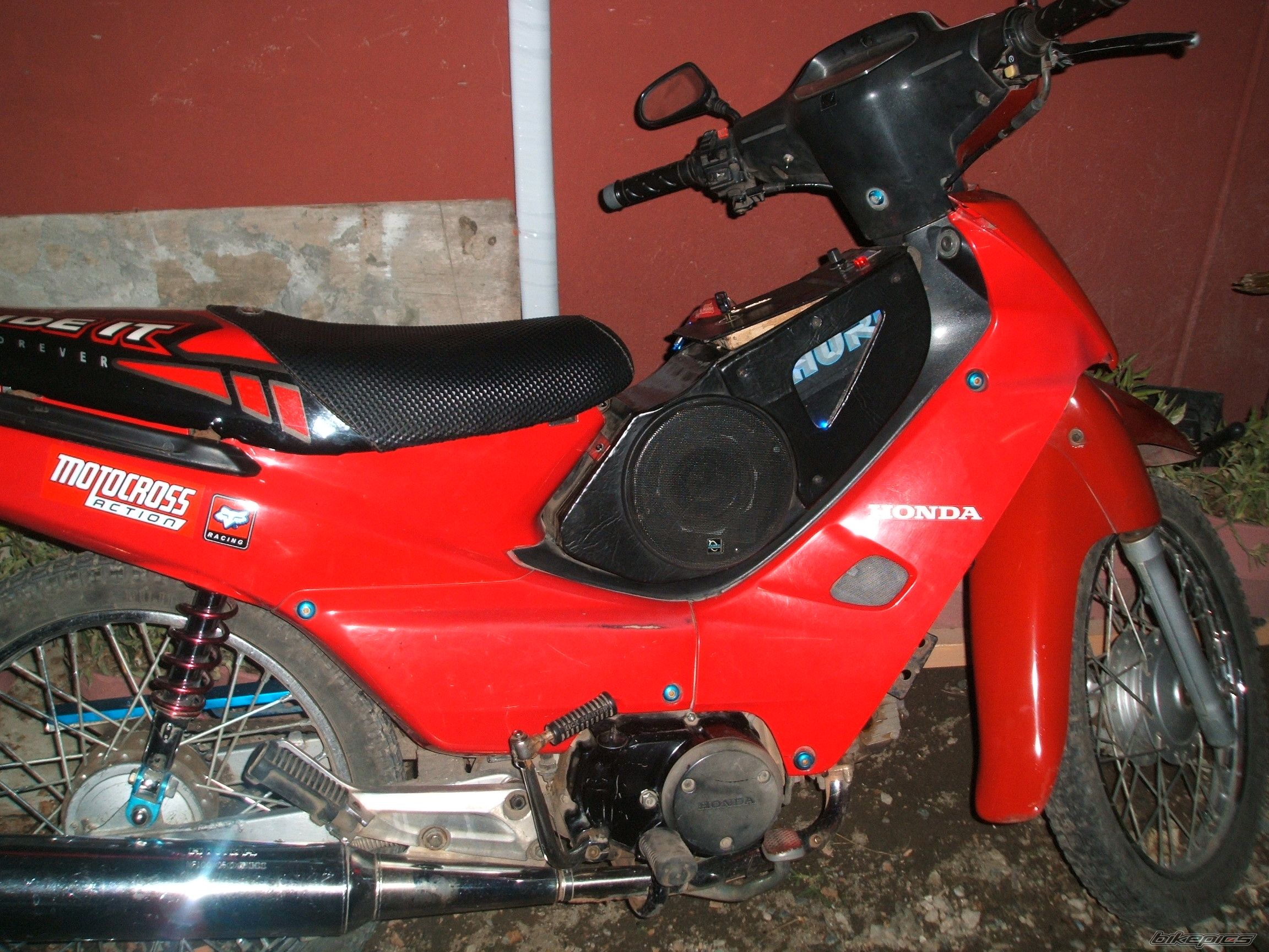 Photo 1353951
