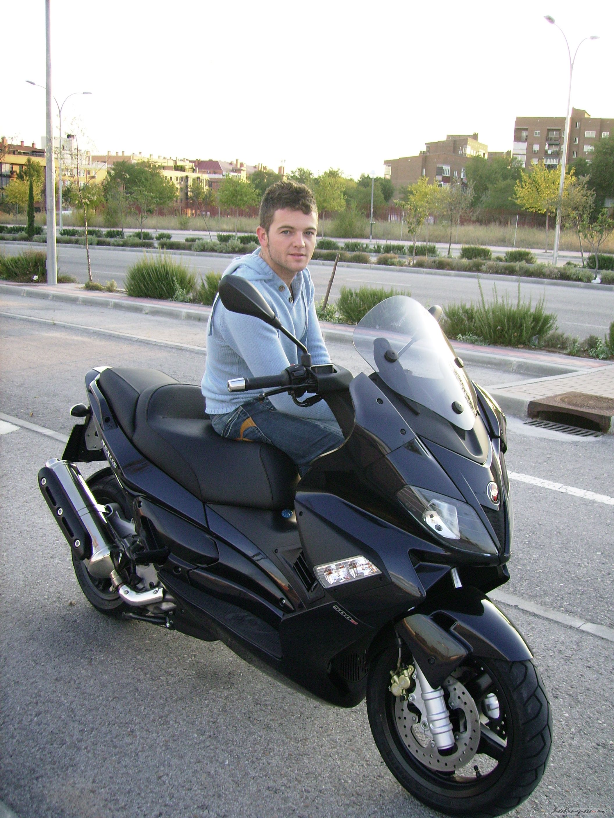 Bike Photo 1353976