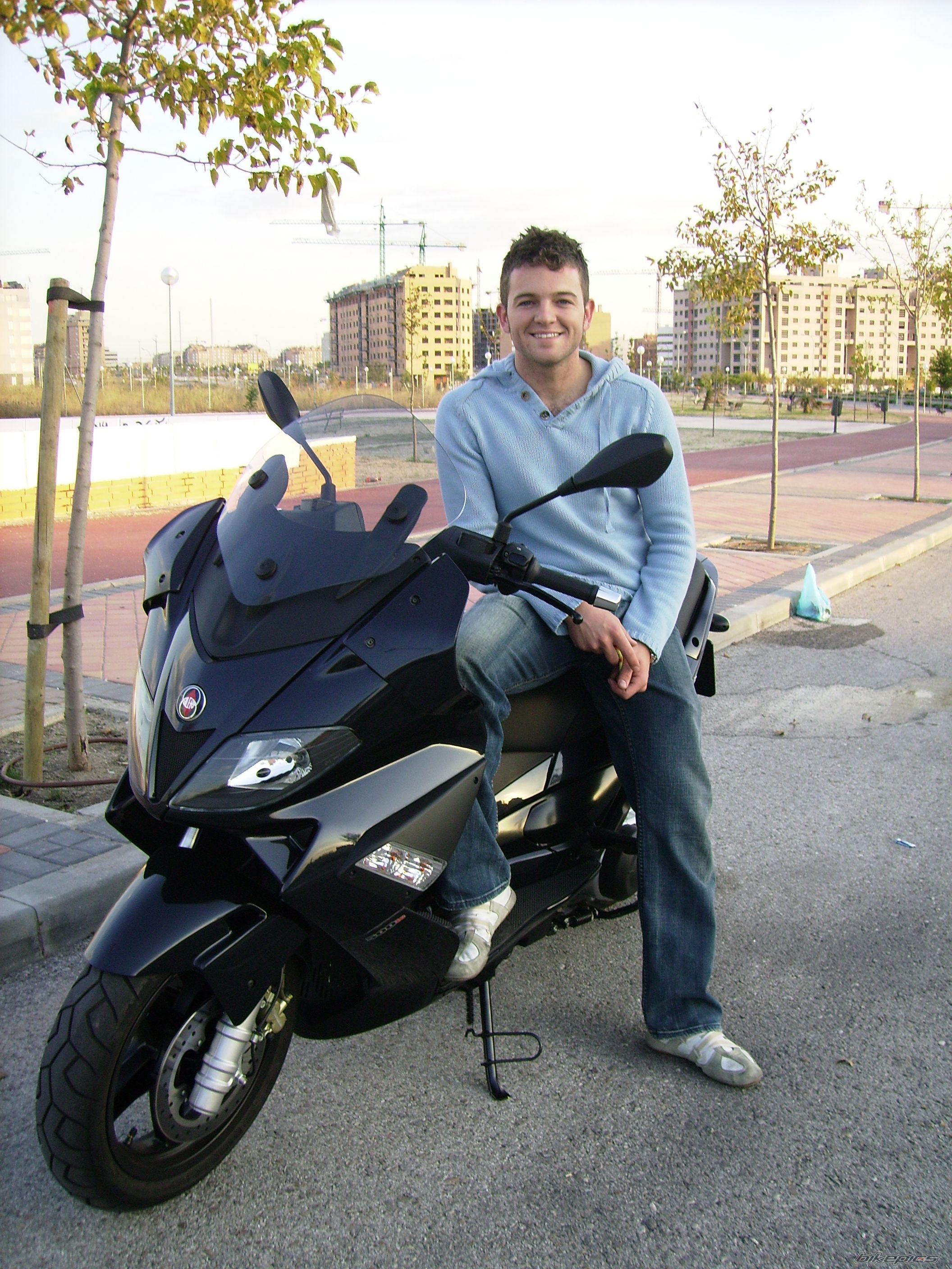 Bike Photo 1353985