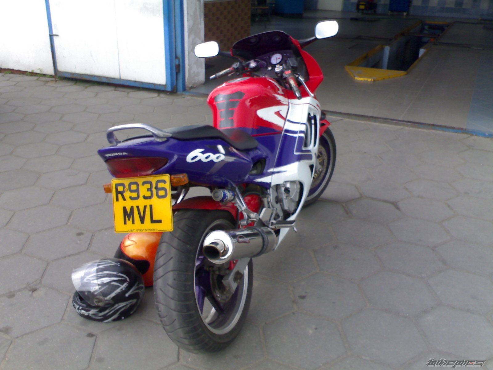 Photo 1354181